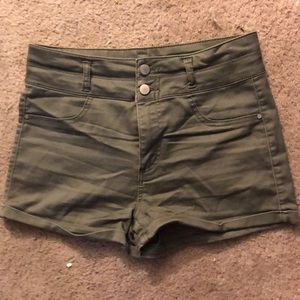 High waisted green shorts